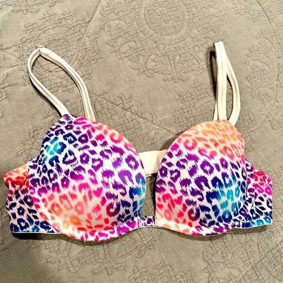 Victoria’s Secret Heartbreaker Plunge Push Up Bra 34A - Picture 1 of 2